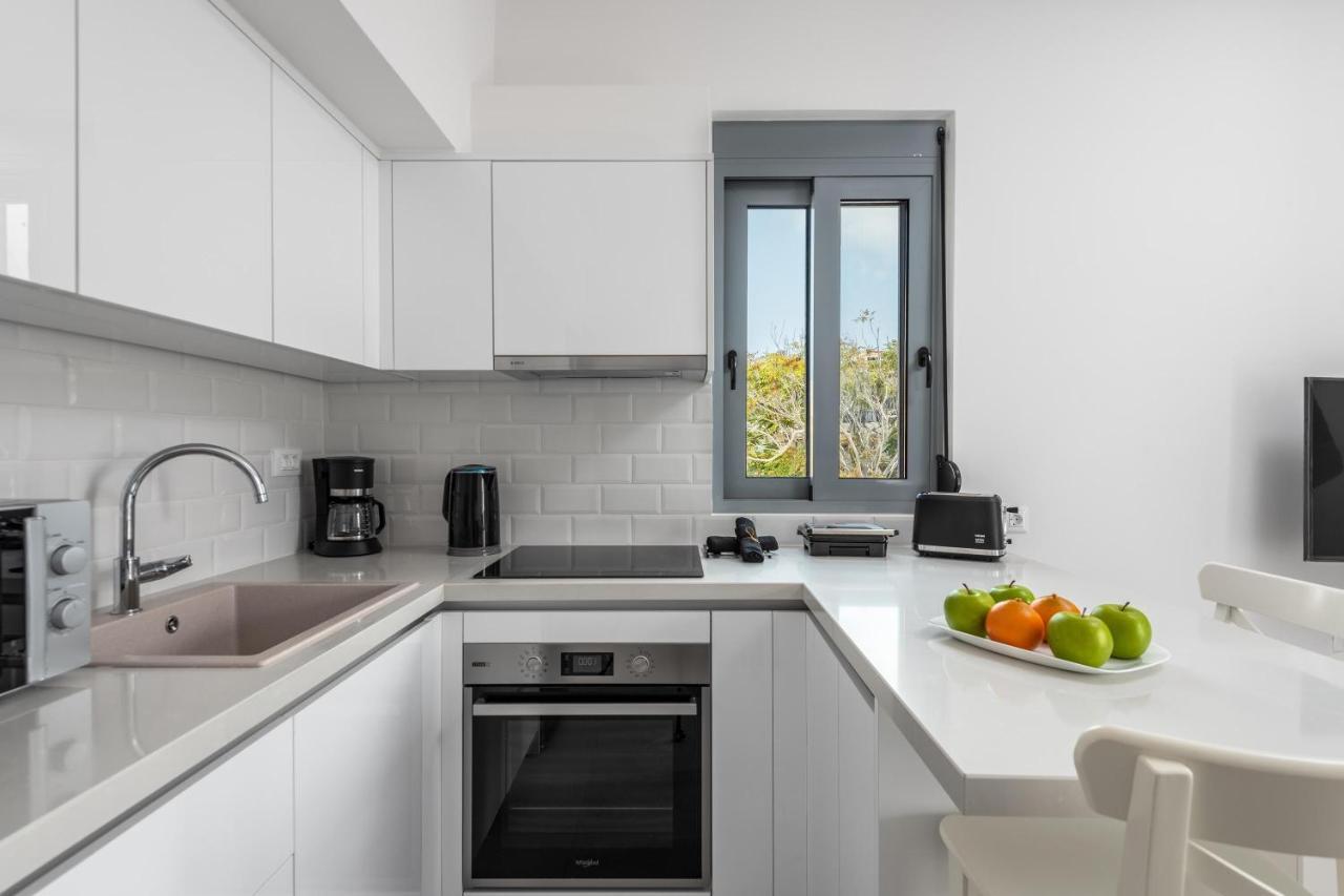 Rhodes Retreat & Getaway Apartments Rhodes City エクステリア 写真